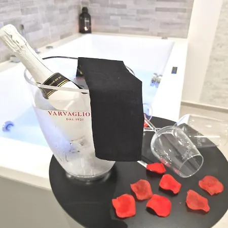 Bed & Breakfast Tra Le Vie Del Borgo Vieste