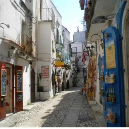 Tra Le Vie Del Borgo Bed and breakfast *